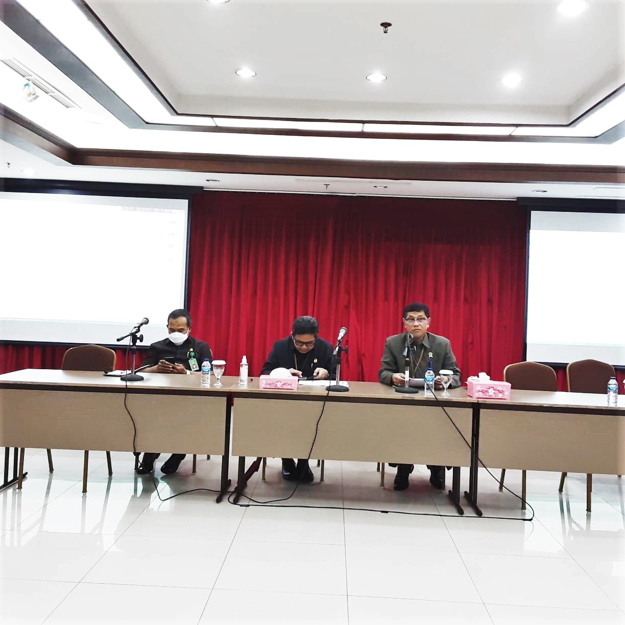 PEMBINAAN JURUSITA/JURUSITA PENGGANTI OLEH KETUA, WAKIL KETUA, DAN PANITERA PENGADILAN NEGERI JAKART