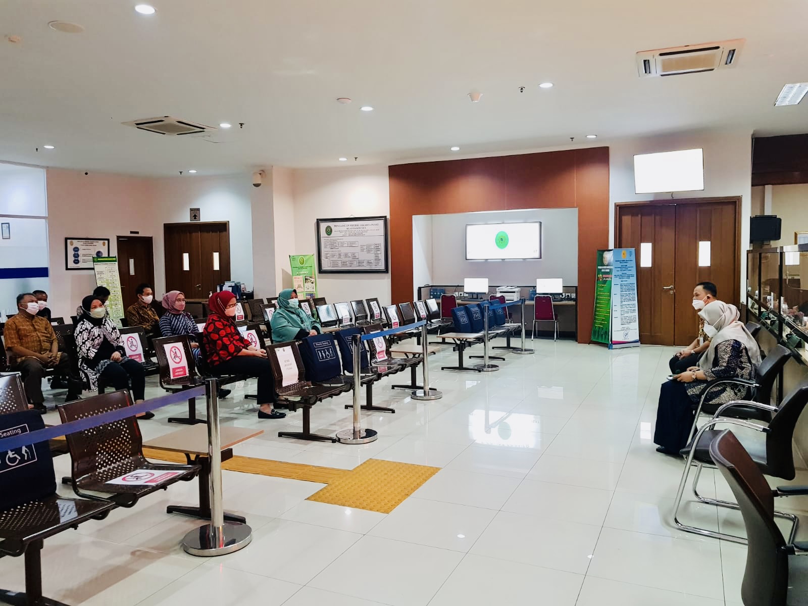 MONITORING EVALUASI (MonEv) & BRIEFING LAYANAN PTSP
