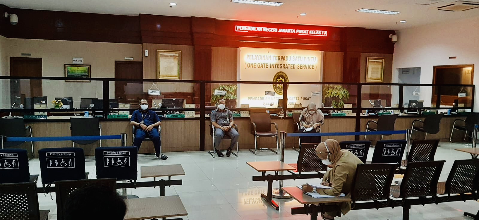 MONITORING EVALUASI (MonEv) & BRIEFING LAYANAN PTSP