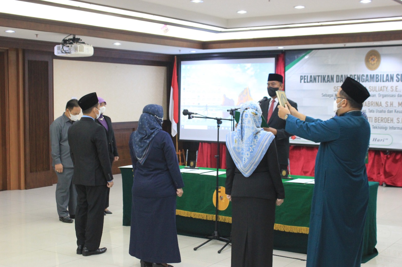 PELANTIKAN & PENGAMBILAN SUMPAH JABATAN KA. SUB BAGIAN