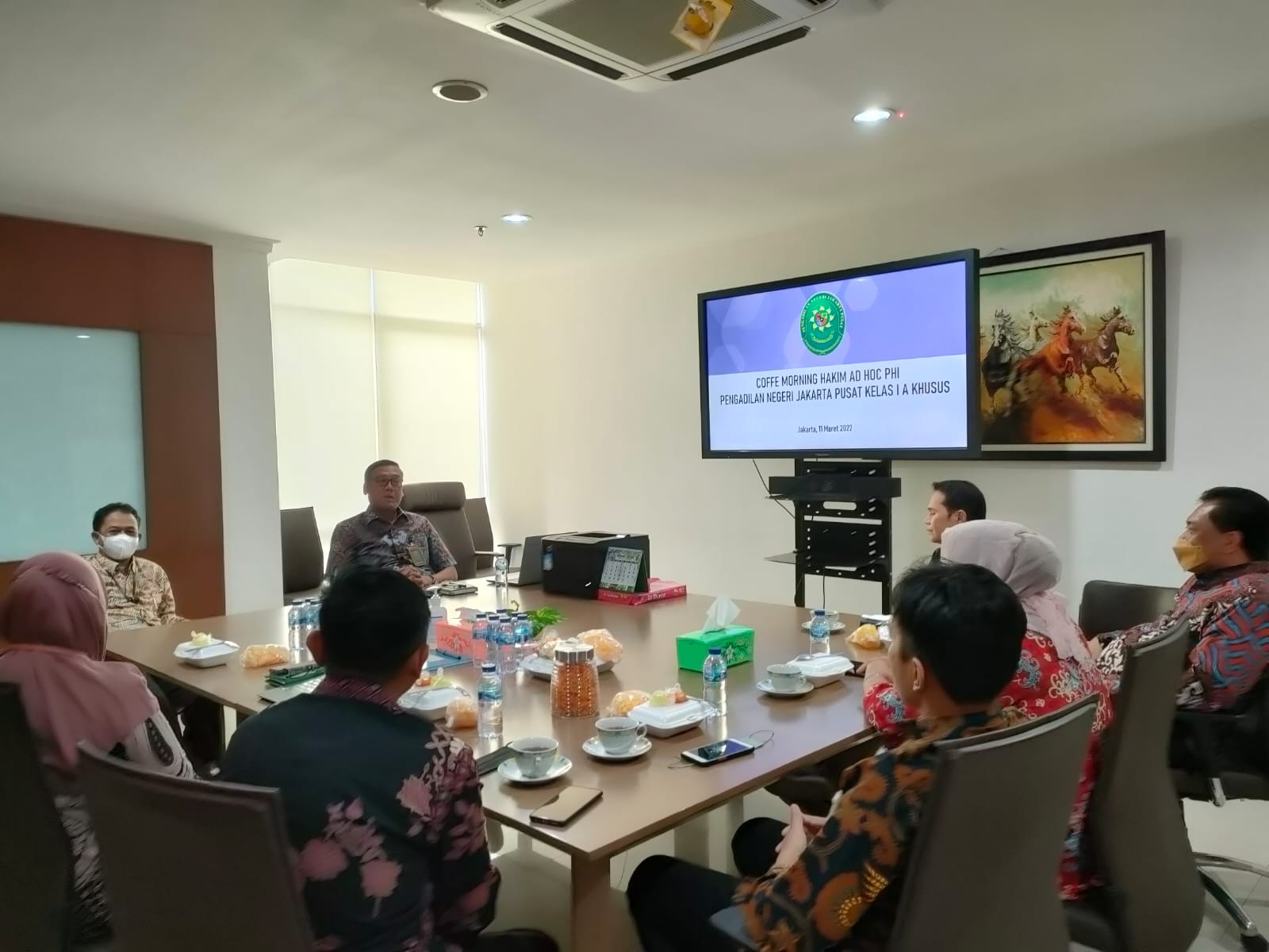 COFFEE MORNING Bpk. KPN DENGAN PARA HAKIM ADHOC PHI