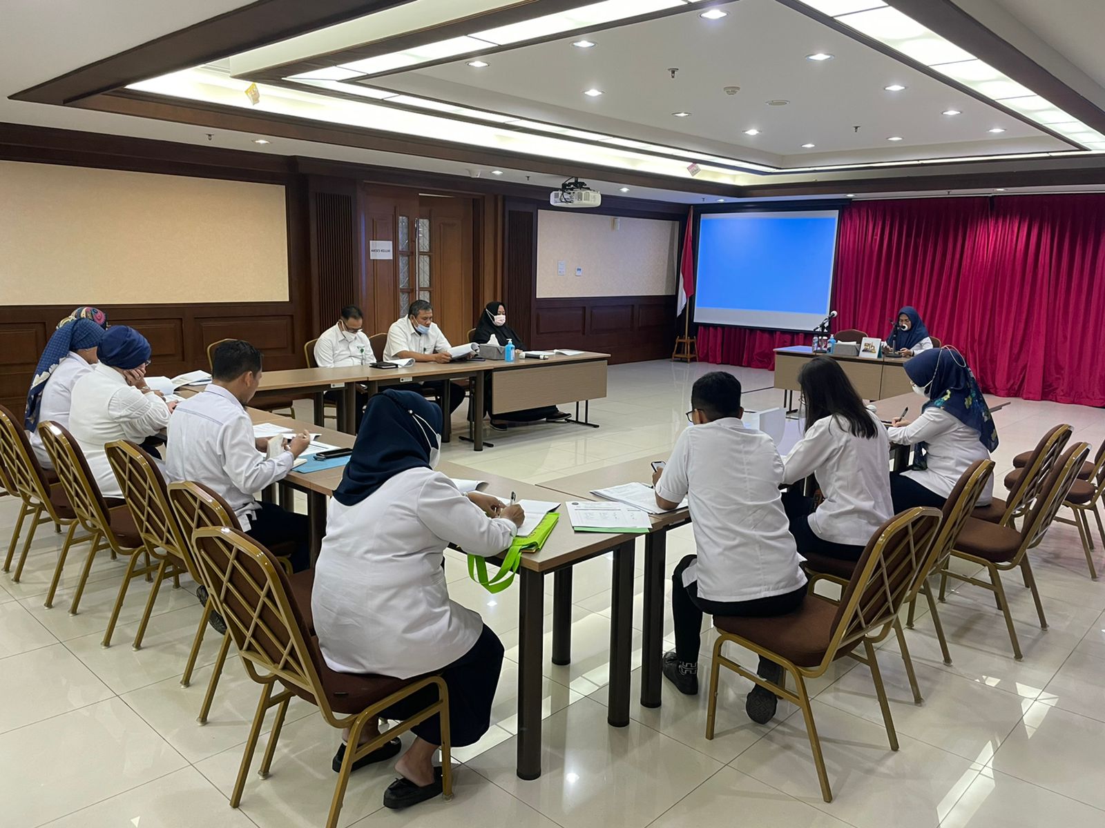 RAPAT TINDAK LANJUT LAPORAN HASIL EVALUASI AKUNTABILITAS KINERJA INSTANSI PEMERINTAH T.A. 2021