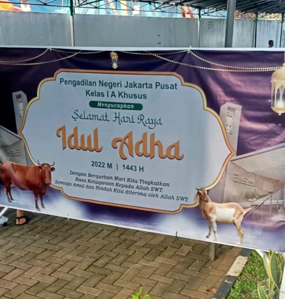 PENYEMBELIHAN HEWAN QURBAN PADA PENGADILAN NEGERI JAKARTA PUSAT DALAM RANGKA IDUL ADHA 1443 H