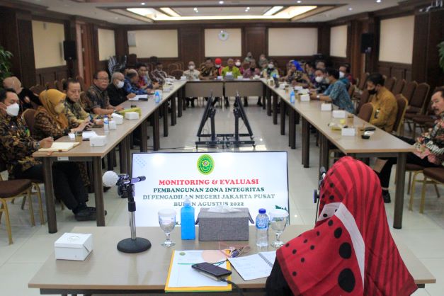 MONITORING EVALUASI PEMBANGUNAN ZONA INTEGRITAS PADA PENGADILAN NEGERI JAKARTA PUSAT KELAS IA KHUSUS