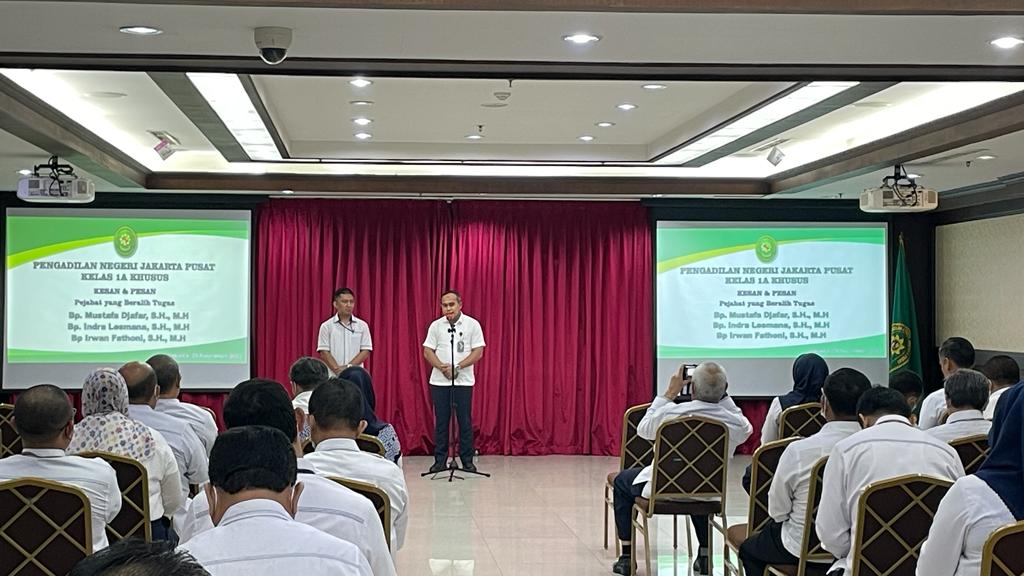 PENGANTAR ALIH TUGAS PANITERA DAN PANITERA PENGGANTI PENGADILAN NEGERI JAKARTA PUSAT KELAS IA KHUSUS