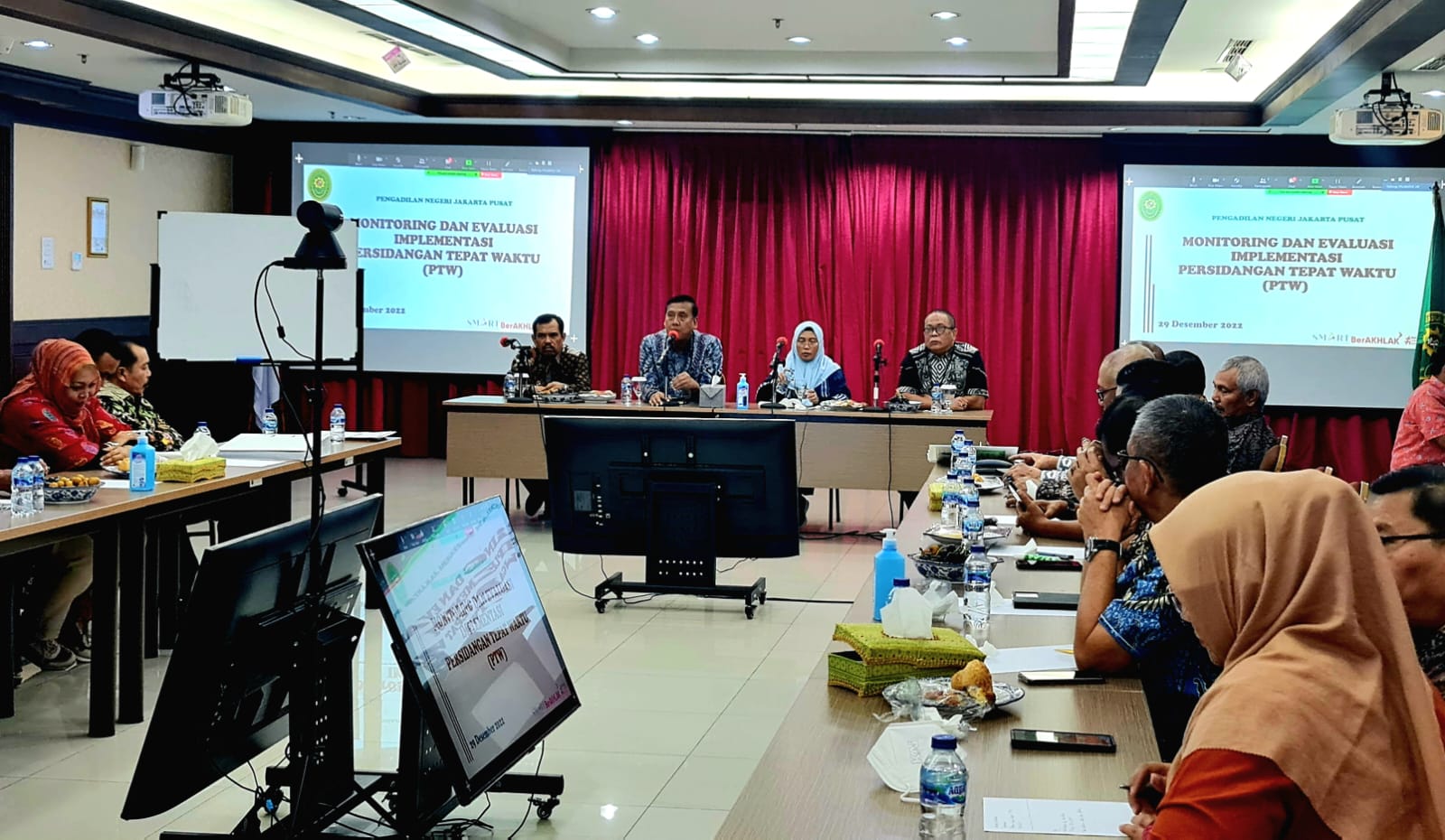 MONITORING DAN EVALUASI (MONEV) IMPLEMENTASI PROGRAM UNGGULAN - PERSIDANGAN TEPAT WAKTU (PTW)
