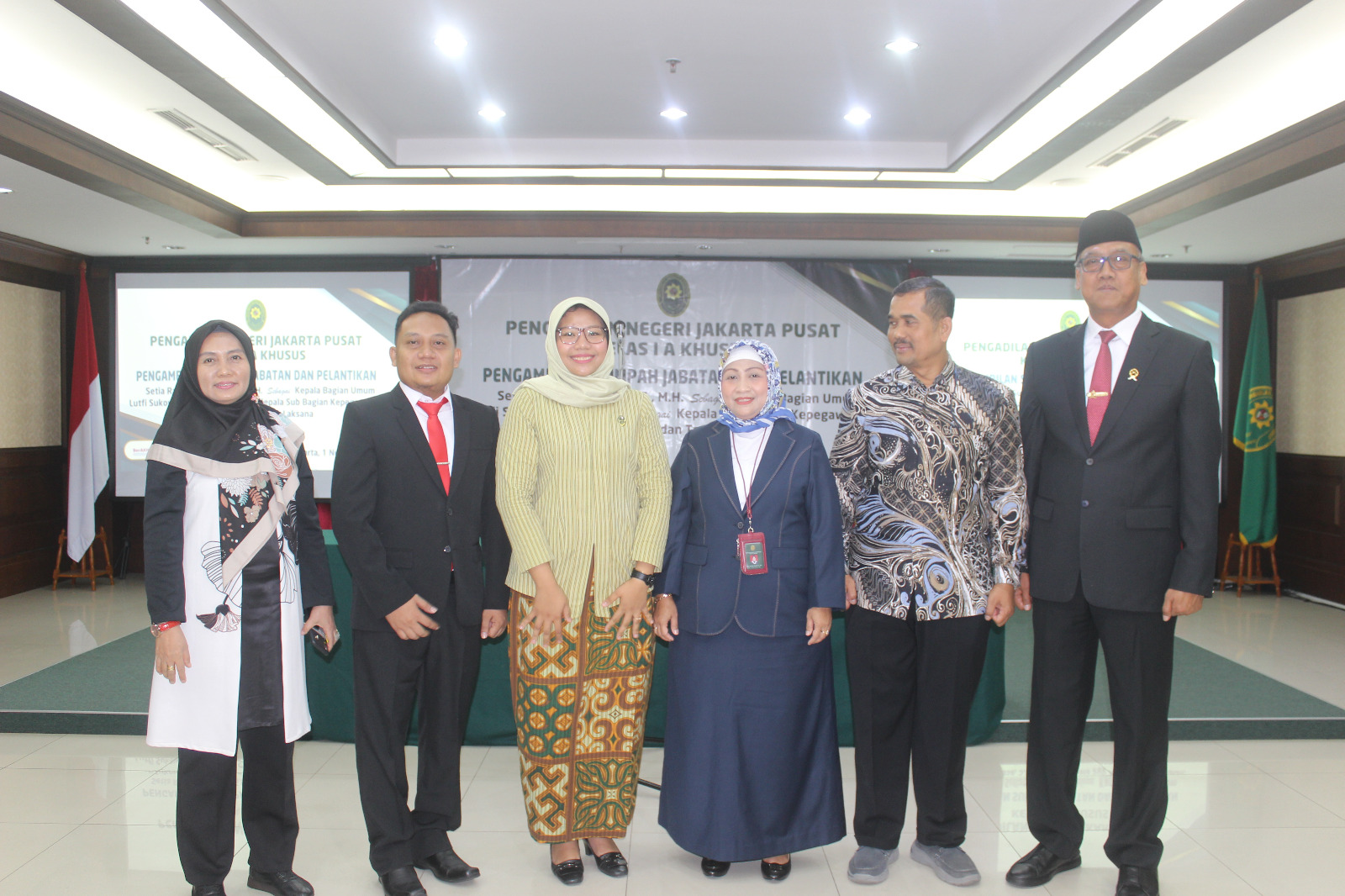 PELANTIKAN DAN PENGAMBILAN SUMPAH JABATAN KEPALA BAGIAN UMUM DAN KEPALA SUB BAGIAN KEPEGAWAIAN