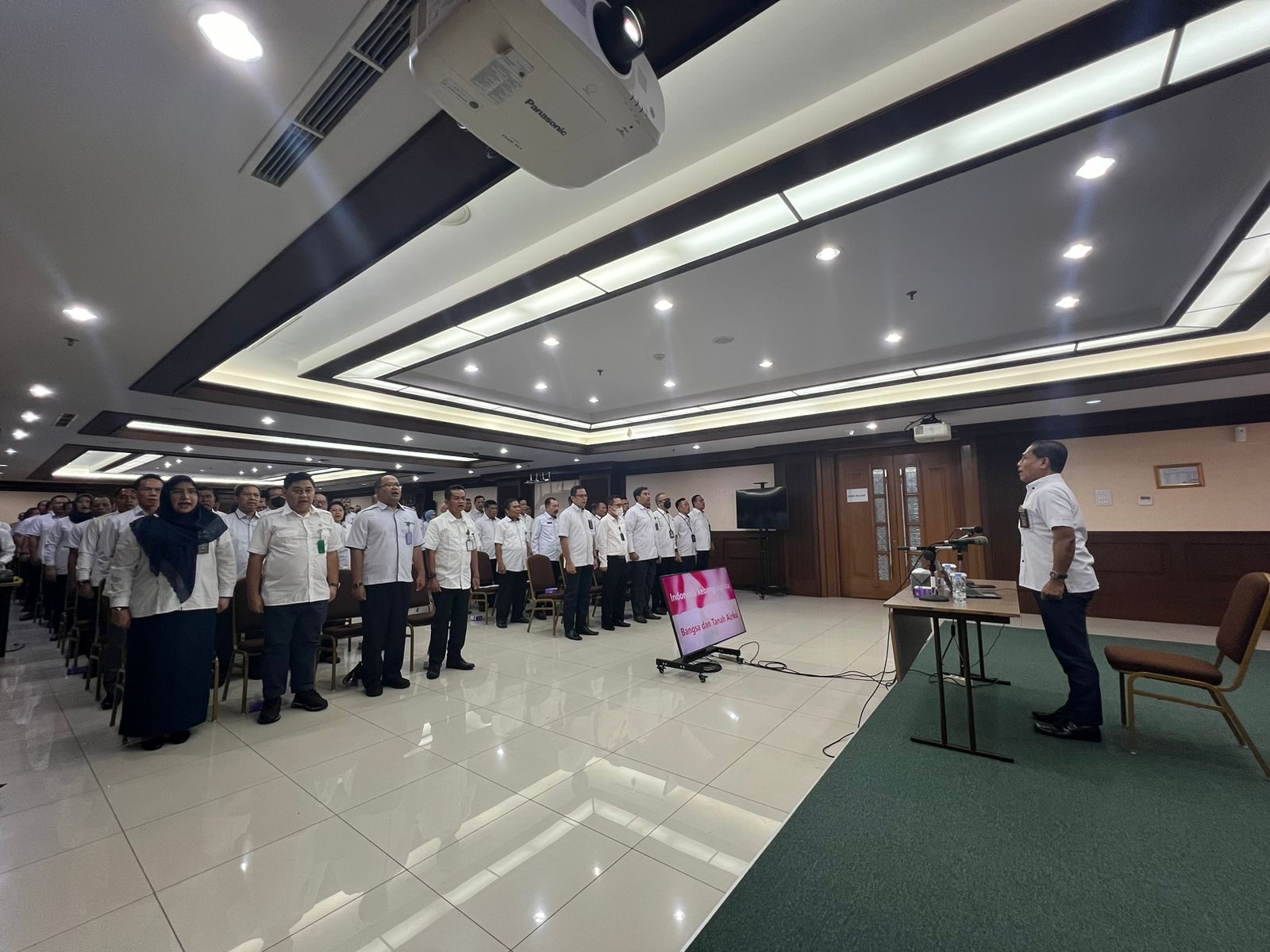 RAPAT BULANAN APRIL PADA PENGADILAN NEGERI JAKARTA PUSAT KELAS IA KHUSUS