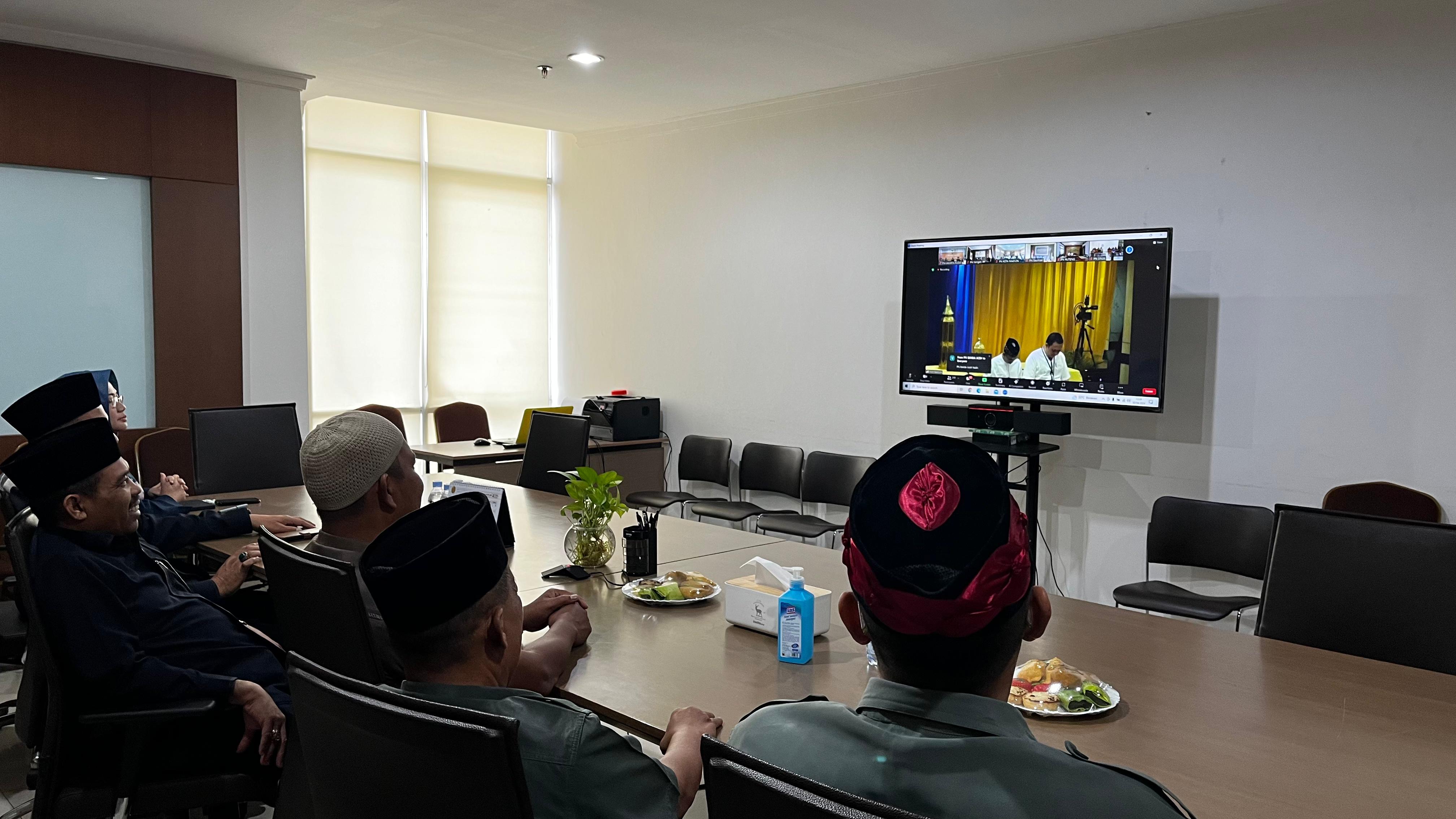PENGADILAN NEGERI JAKARTA PUSAT MENGHADIRI UNDANGAN HALAL BI HALAL DAN SILAHTURAHMI DIRJEND BADILUM