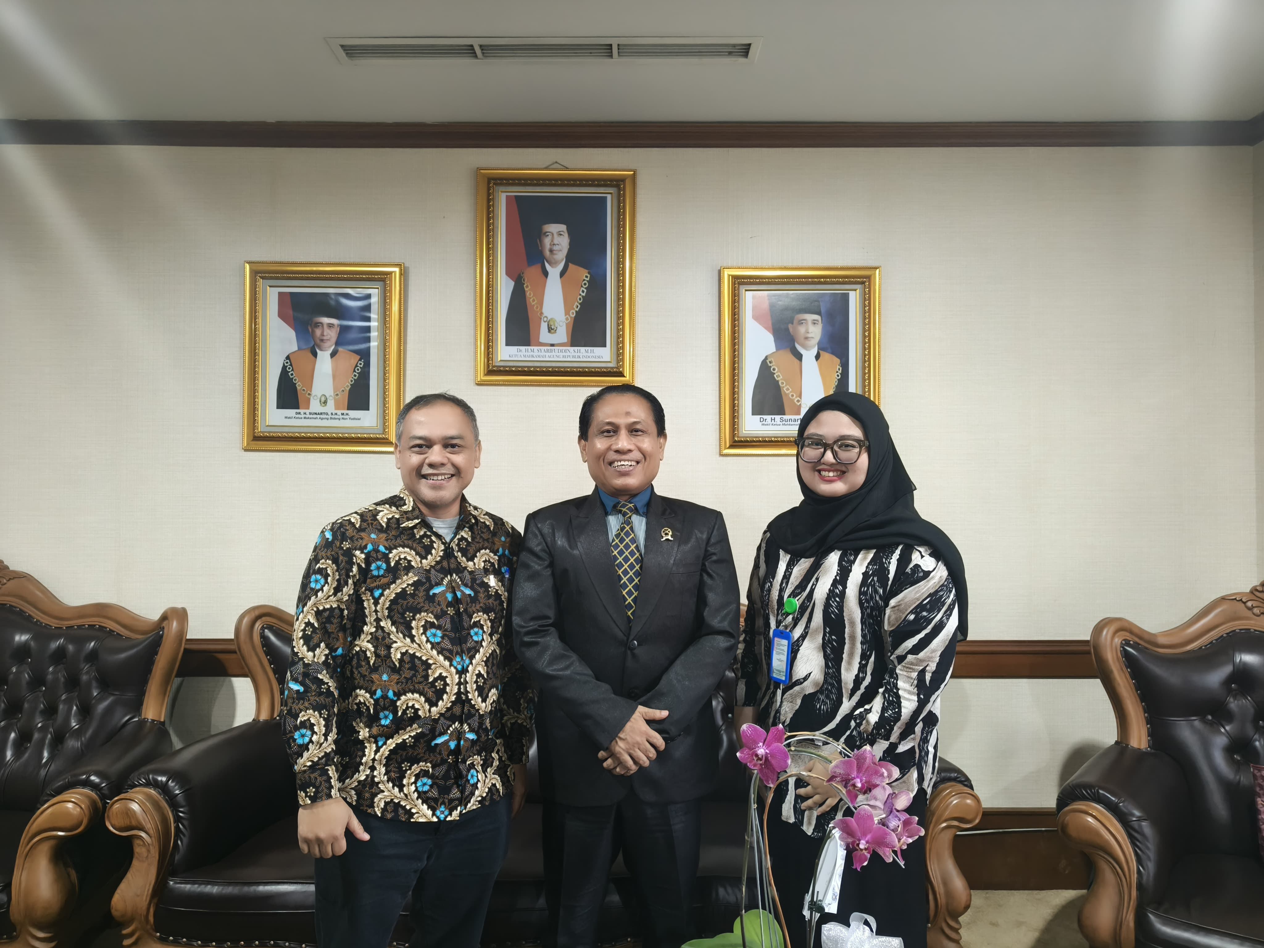 KETUA PN JAKARTA PUSAT MELAKUKAN SOSIALISASI GUGATAN SEDERHANA KEPADA PIHAK PERBANKAN BANK INDONESIA