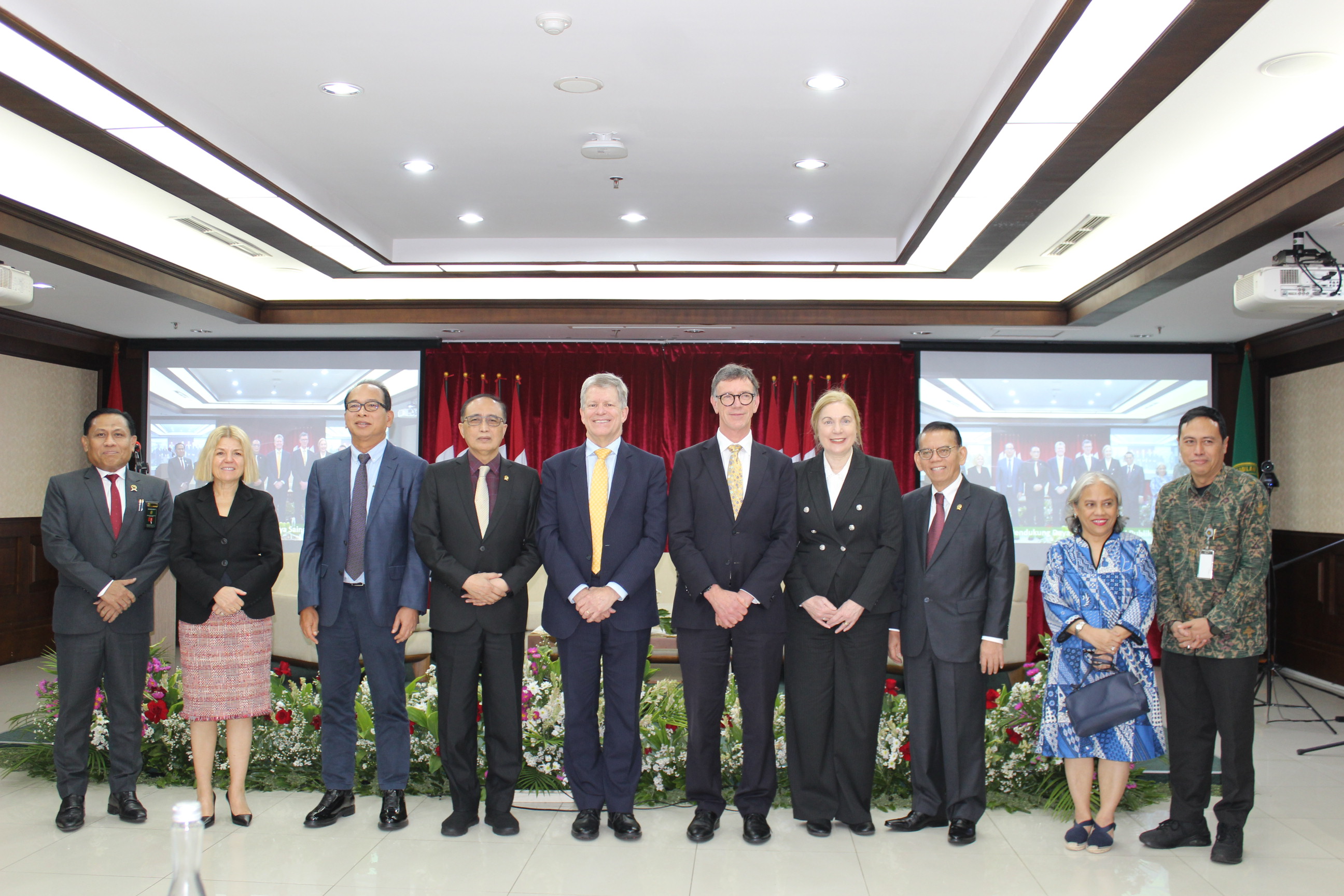 DELEGASI PENGADILAN AUSTRALIA MELAKUKAN KUNJUNGAN KE PENGADILAN NEGERI JAKARTA PUSAT KELAS IA KHUSUS