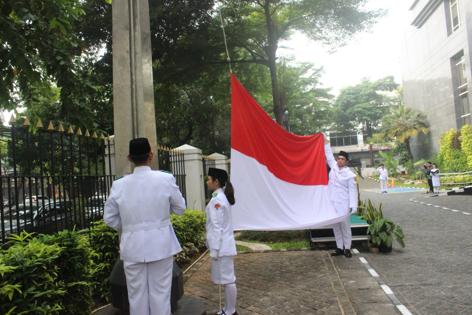 UPACARA MEMPERINGATI HARI LAHIR PANCASILA PADA PENGADILAN NEGERI JAKARTA PUSAT KELAS IA KHUSUS