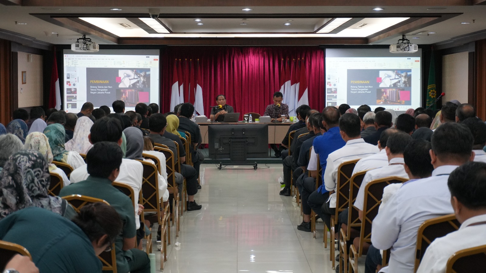RAPAT RUTIN BULAN OKTOBER PADA PENGADILAN NEGERI JAKARTA PUSAT KELAS IA KHUSUS