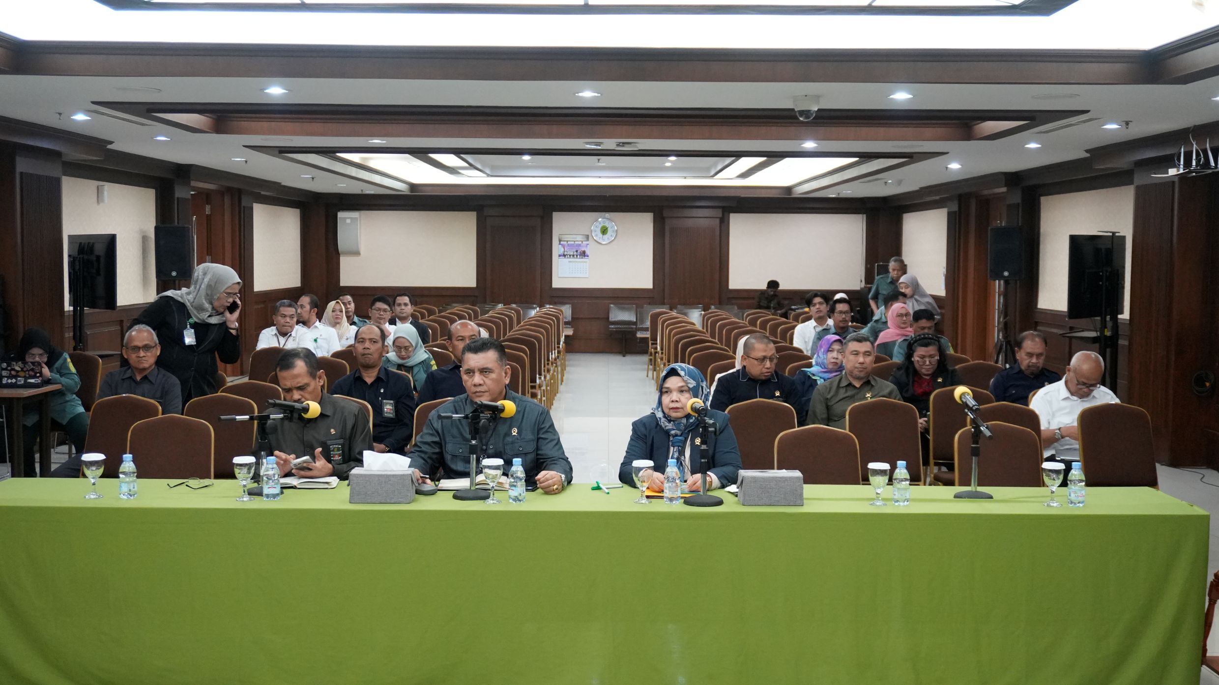 PENGAWASAN DAN MONITORING EVALUASI SECARA VIRTUAL OLEH PENGADILAN TINGGI JAKARTA BULAN DESEMBER