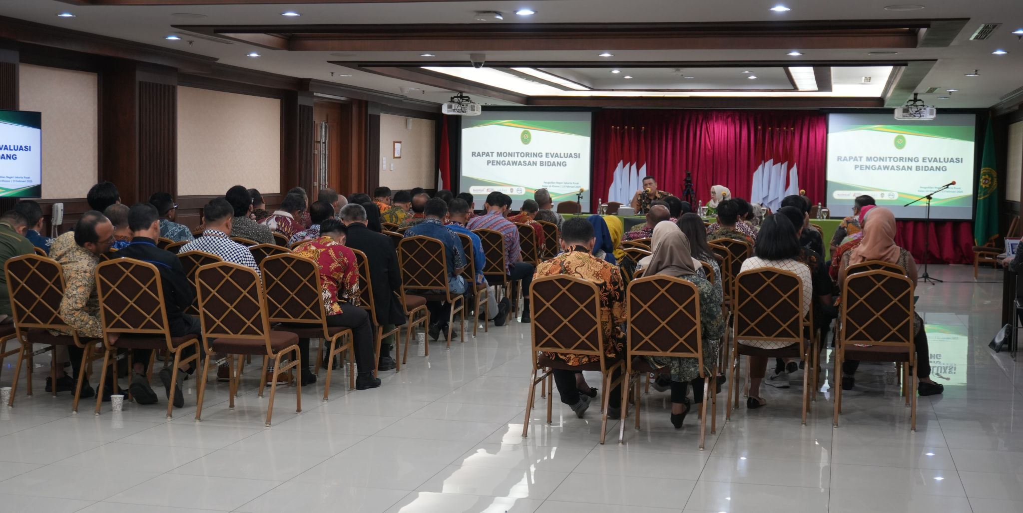 RAPAT PEMBINAAN KETUA PENGADILAN NEGERI JAKARTA PUSAT DENGAN HAKIM PENGAWAS BIDANG DAN STRUKTURAL