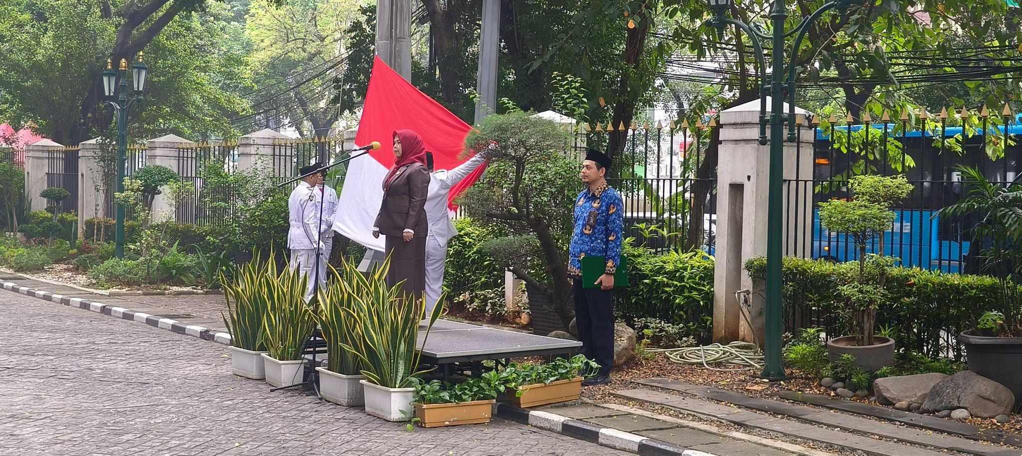 UPACARA MEMPERINGATI HARI LAHIR PANCASILA TAHUN 2025 PADA PENGADILAN NEGERI JAKARTA PUSAT KELAS IA K